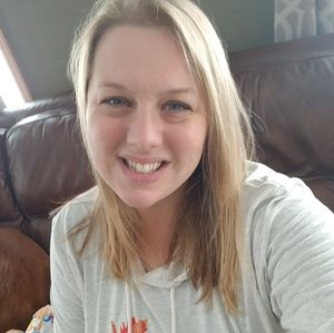 Meet your Posher, Becky